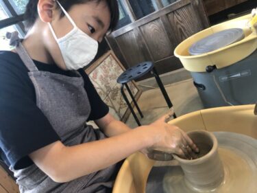 親子でお出かけ！　熊本県菊池の有紗窯（ありさがま）で陶芸体験